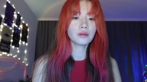 Snapshot of _eve____ chatting on 12-28-24, 07:00 EveEva online show from 12-28-24, 07:00