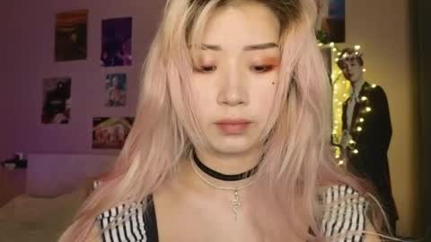 EveEva online show from 04-17-26, 12:46