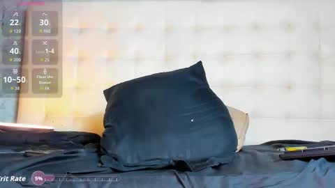 Felipe online show from 11-25-25, 05:13