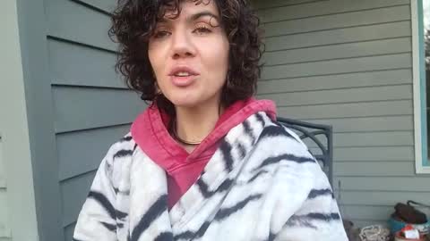 Snapshot of _frankie_rivers chatting on 03-01-25, 03:38 Frankie Rivers allmylinks  online show from 03-01-25, 03:38