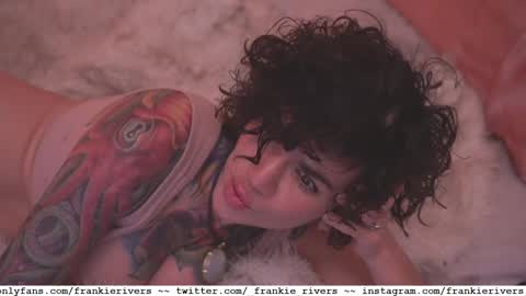 Snapshot of _frankie_rivers chatting on 03-02-25, 03:48 Frankie Rivers allmylinks  online show from 03-02-25, 03:48