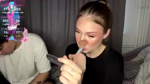 Kaithie and Jessie online show from 07-25-26, 06:49