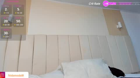 Snapshot of _frida_1 chatting on 03-08-25, 12:52 Frida online show from 03-08-25, 12:52