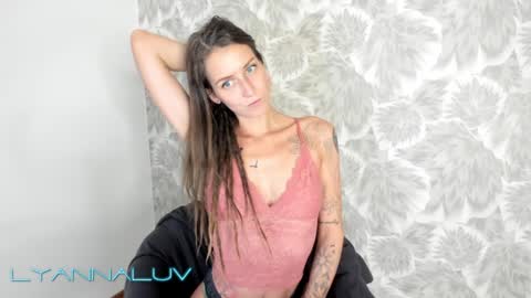 Lyanna and Derek online show from 02-01-25, 02:05