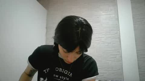 Mia-foster online show from 11-11-25, 07:25