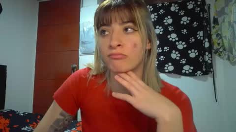 Mia-foster online show from 04-05-26, 10:07