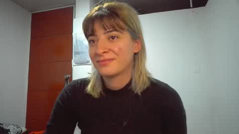 Mia-foster online show from 04-07-26, 10:42