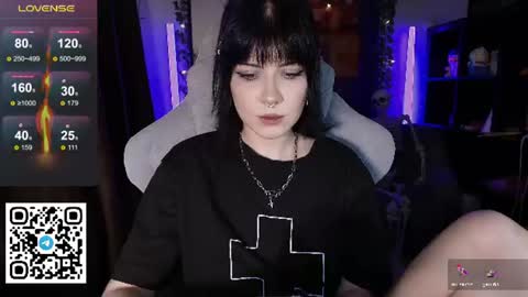 Snapshot of _gummybears_ chatting on 06-25-26, 01:26 Tori online show from 06-25-26, 01:26