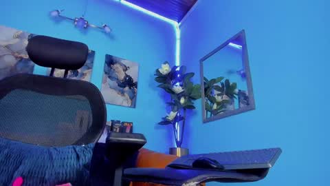 Mathews online show from 01-28-25, 11:17