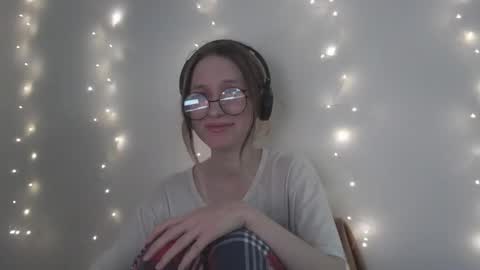 Hannaolotl online show from 12-05-25, 10:13