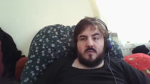  hasanhz.  online show from 03-05-26, 08:54