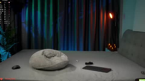 Veronica online show from 01-17-26, 08:23