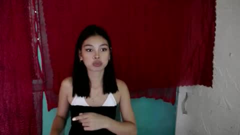 Snapshot of _honeyletxx chatting on 09-26-25, 10:52 _honeyletxx online show from 09-26-25, 10:52