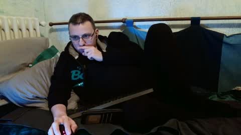 Manuel online show from 12-28-24, 09:30