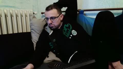 Manuel online show from 03-04-25, 08:24