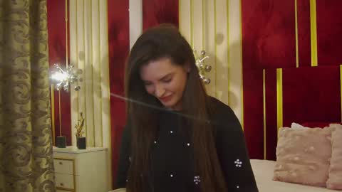 _hot_neighbour online show from 06-03-26, 03:31