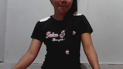 Snapshot of _hotzooey69_ chatting on 12-21-24, 02:47 _hotzooey69_ online show from 12-21-24, 02:47