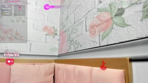 Snapshot of _iris_evans chatting on 01-14-25, 11:10 _iris_evans online show from 01-14-25, 11:10