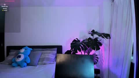 Snapshot of _jacobmiller__ chatting on 09-23-25, 03:37 J A C O B online show from 09-23-25, 03:37