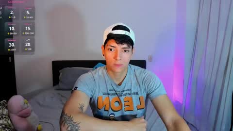 Snapshot of _jacobmiller__ chatting on 10-07-25, 10:29 J A C O B online show from 10-07-25, 10:29