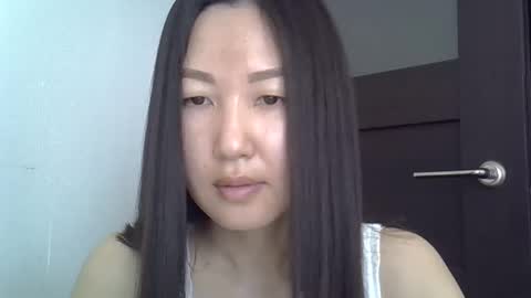 Snapshot of _jennyblue_ chatting on 11-14-25, 08:13 _jennyblue_ online show from 11-14-25, 08:13