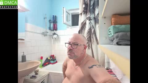 Joker online show from 10-28-25, 03:43