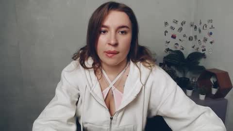 Jolia online show from 11-05-25, 11:21