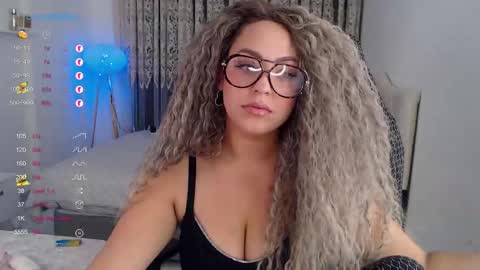 _just_a_queen_3 online show from 11-02-25, 05:04