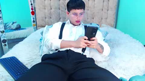 mod online show from 02-20-26, 05:04