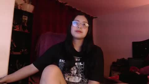 Snapshot of _kat_sweet chatting on 01-20-25, 04:32 Cata  online show from 01-20-25, 04:32