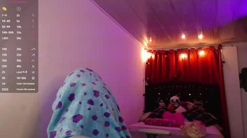 Snapshot of _kat_sweet chatting on 09-30-25, 03:11 Cata  online show from 09-30-25, 03:11