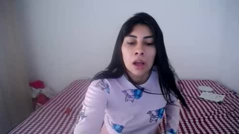 Snapshot of _katerin_love chatting on 11-04-25, 05:23 kateryn online show from 11-04-25, 05:23