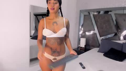 KAYLA online show from 02-08-26, 11:46