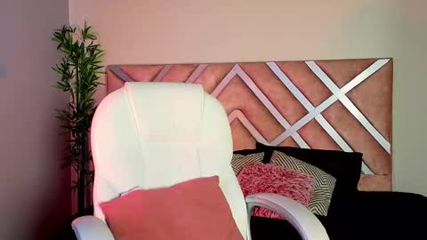 kelly online show from 02-11-25, 12:27