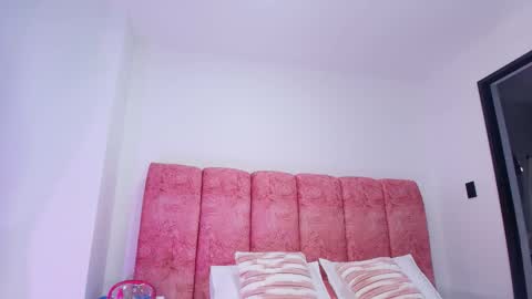 Kendall online show from 11-26-25, 11:55