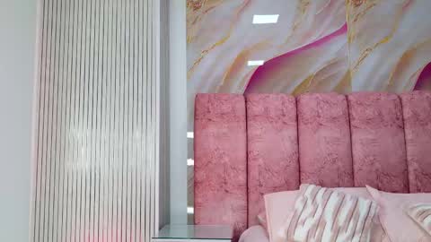 Kendall online show from 02-04-26, 11:49