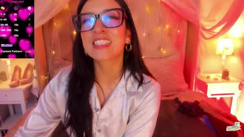 Snapshot of _kiramoon__ chatting on 02-20-25, 08:36 Kiraaaa 0 online show from 02-20-25, 08:36