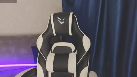 Molly   Emily online show from 09-14-25, 05:34