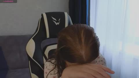 Molly   Emily online show from 10-01-25, 10:54