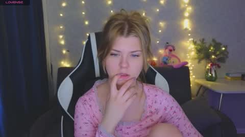 Molly   Emily online show from 02-04-26, 06:08