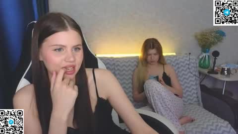 Snapshot of _kirieshka chatting on 05-29-26, 04:38 Molly Emily online show from 05-29-26, 04:38