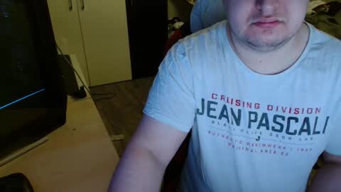 Snapshot of _kitsu_ chatting on 03-22-26, 02:20 _kitsu_ online show from 03-22-26, 02:20