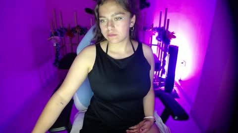 _kitten_1 online show from 01-06-25, 09:32