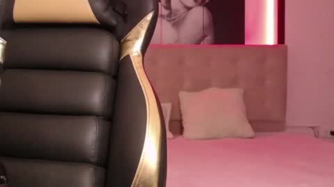 _kitten_1 online show from 01-29-25, 12:56