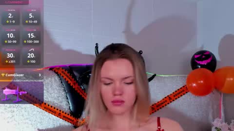 Kitty - online show from 10-27-25, 02:21