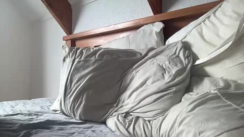 Kiwi online show from 03-11-26, 09:32