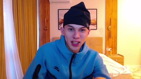 Snapshot of _kurt chatting on 02-05-25, 05:09 Kurt online show from 02-05-25, 05:09