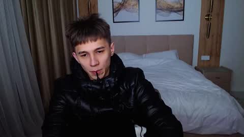 Snapshot of _kurt chatting on 02-15-25, 06:01 Kurt online show from 02-15-25, 06:01