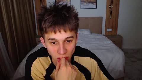 Snapshot of _kurt chatting on 03-05-25, 12:59 Kurt online show from 03-05-25, 12:59