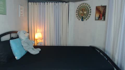 Kylie online show from 03-08-25, 08:00